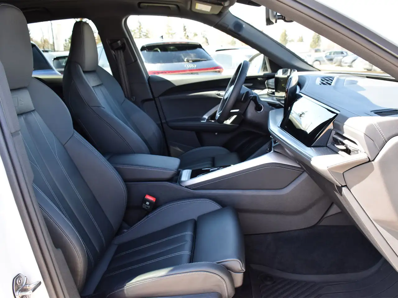Audi Q5 снимка Audi Q5