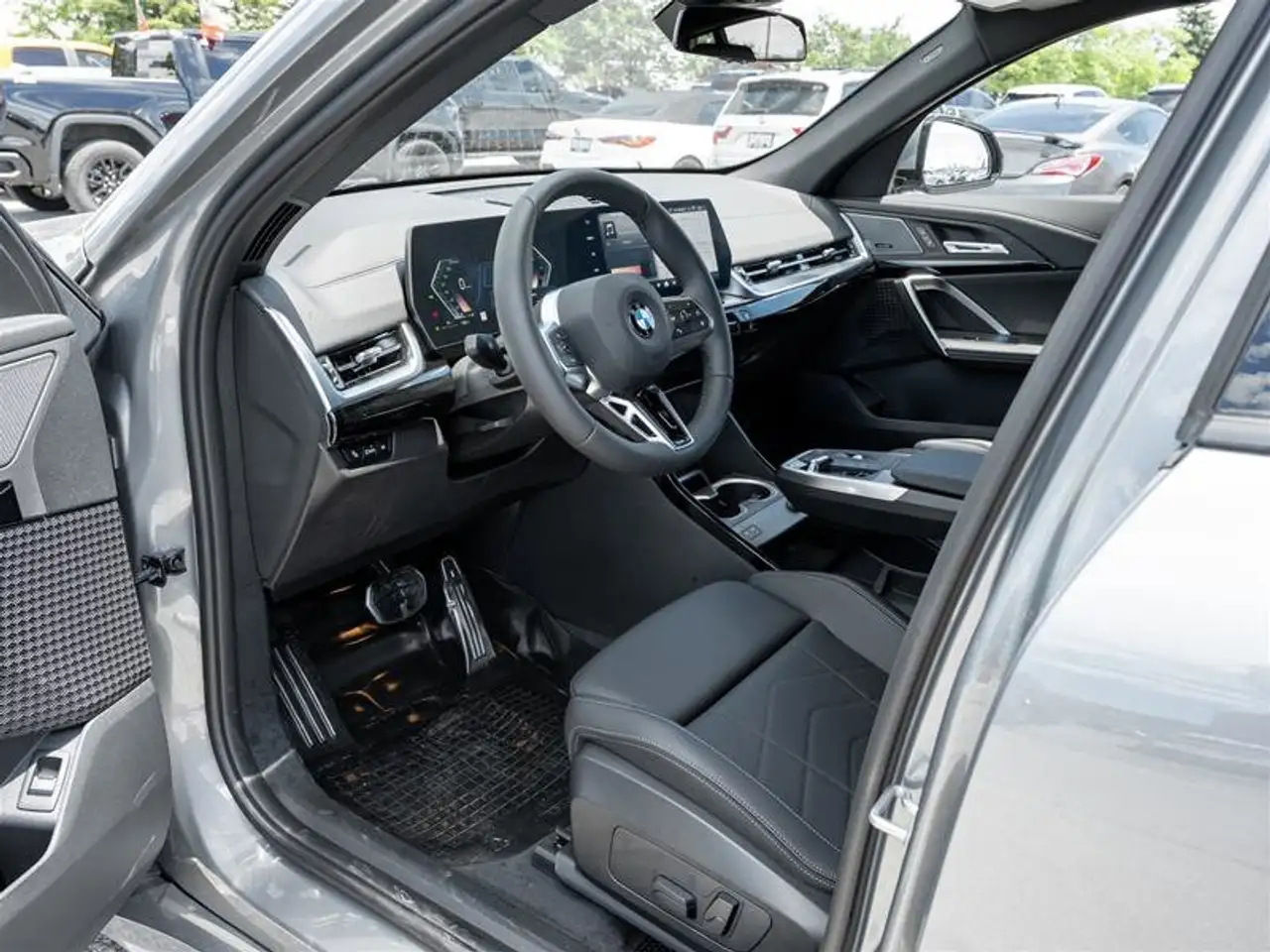 BMW X2 photo BMW X2