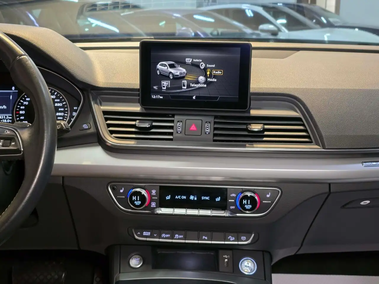 Audi Q5 снимка Audi Q5