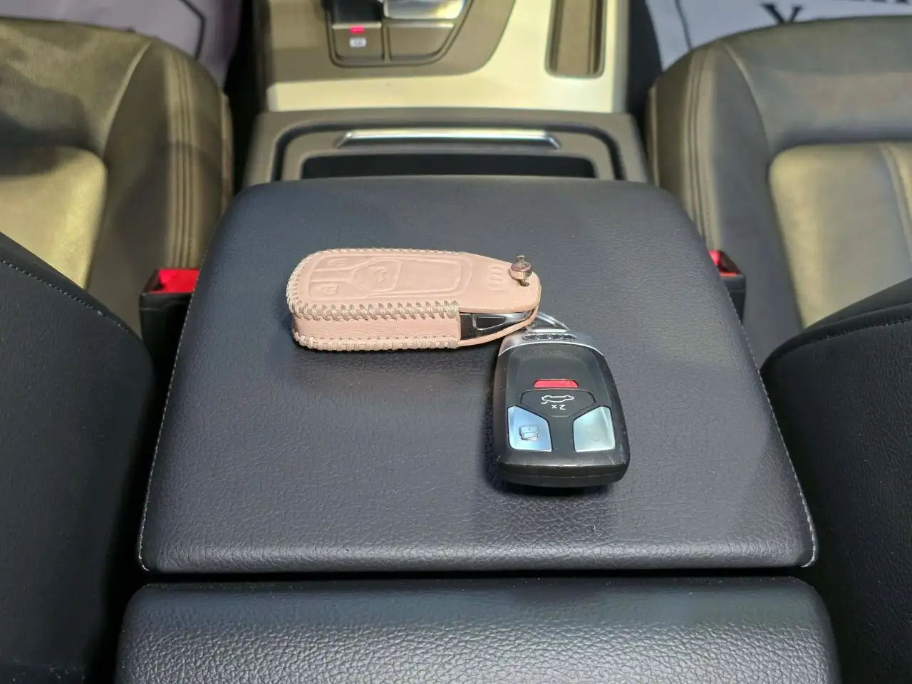 Audi Q5 снимка Audi Q5