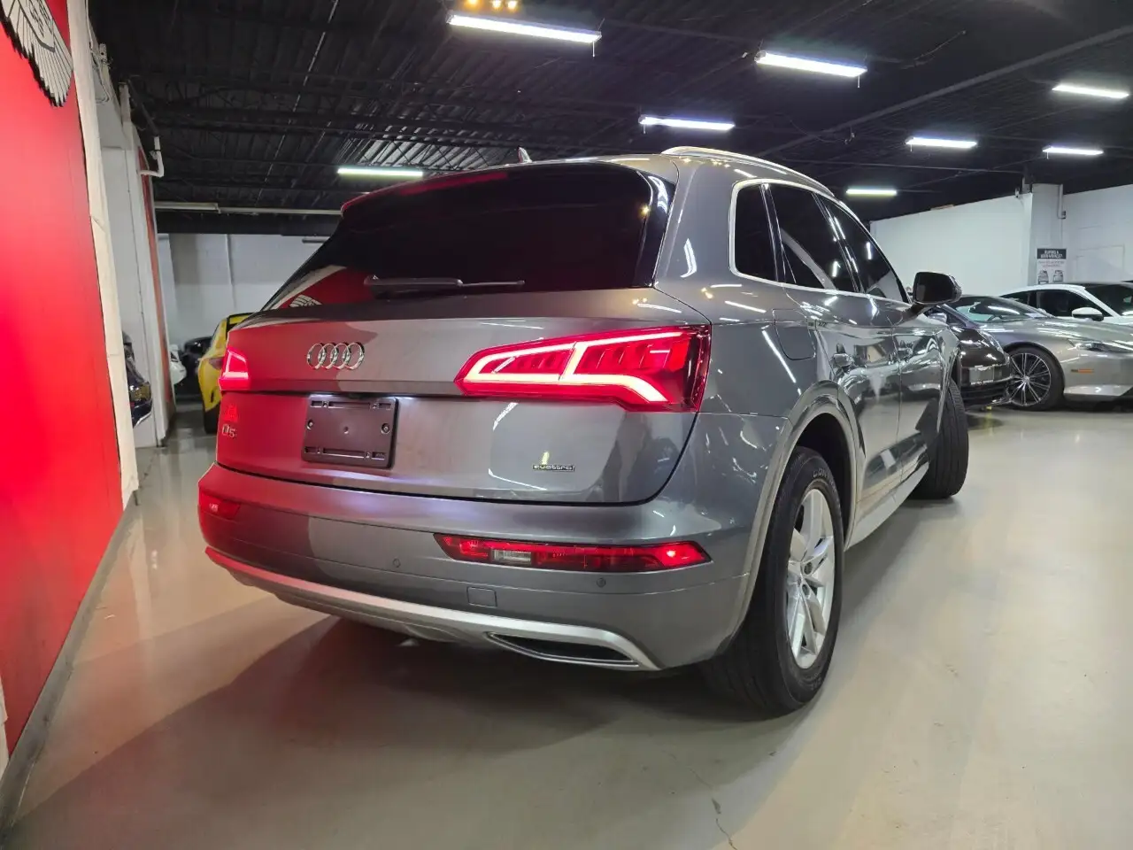 Audi Q5 снимка Audi Q5