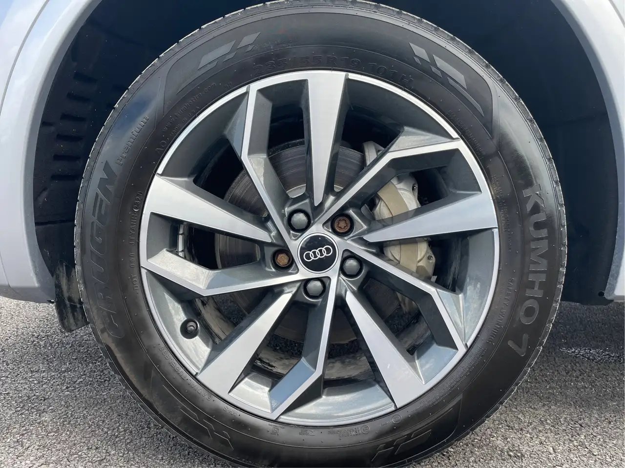 Audi Q5 снимка Audi Q5