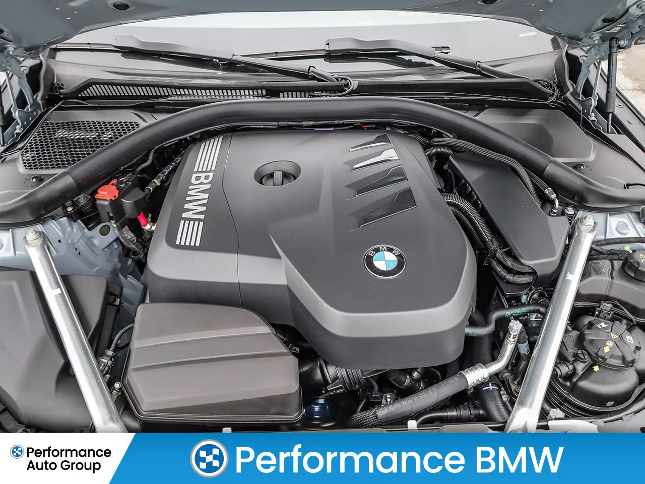 BMW 4 Series снимка BMW 4 Series
