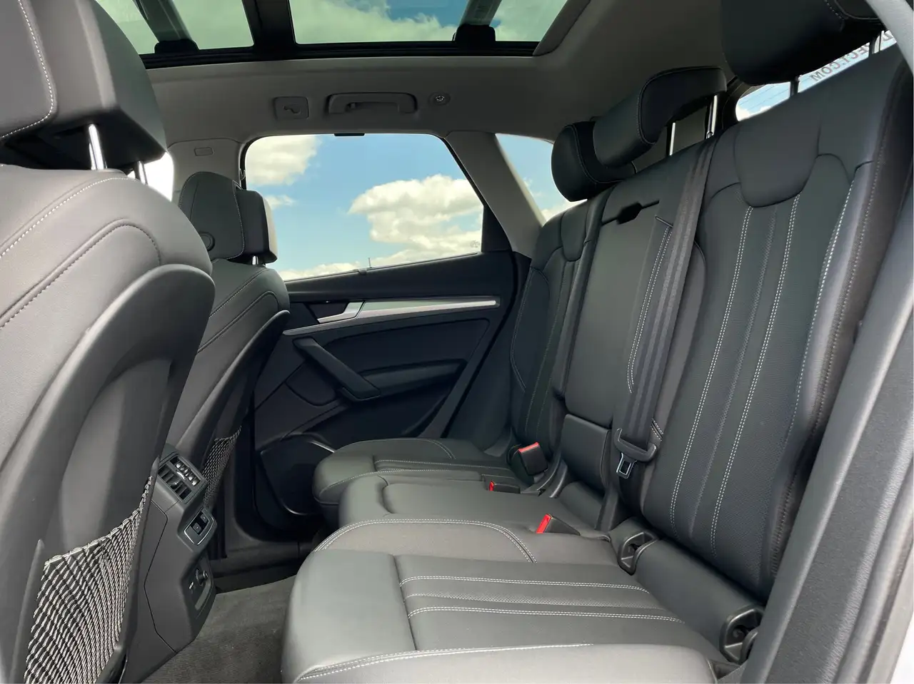 Audi Q5 снимка Audi Q5