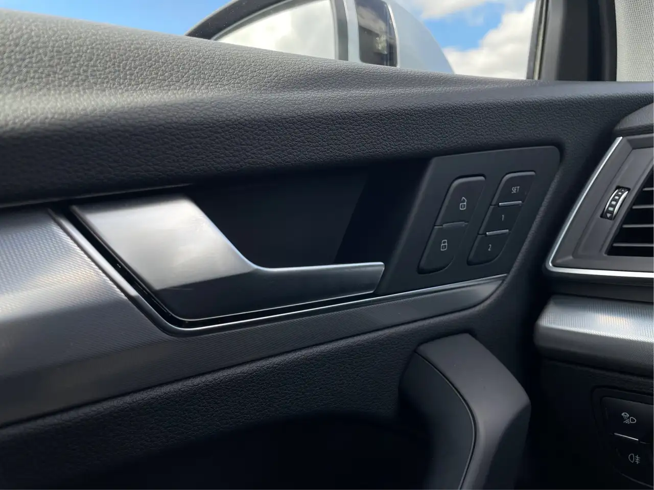 Audi Q5 снимка Audi Q5