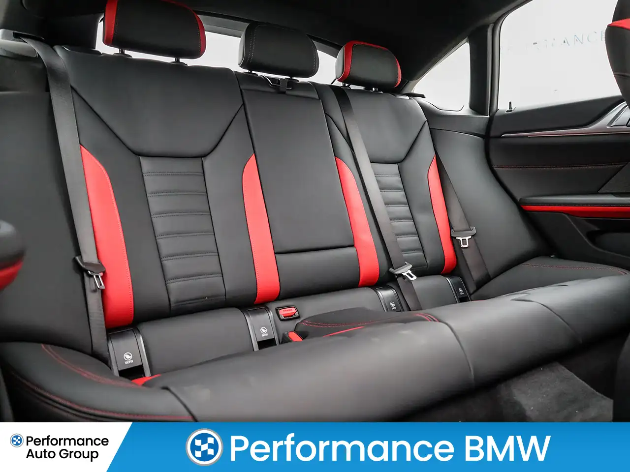 BMW 4 Series снимка BMW 4 Series