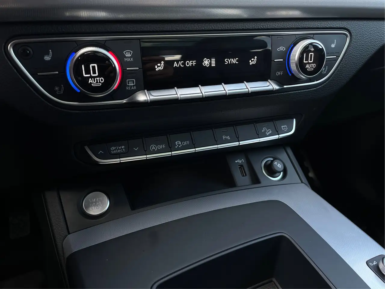 Audi Q5 снимка Audi Q5