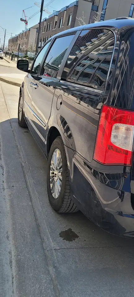 2011 Chrysler Town & Country