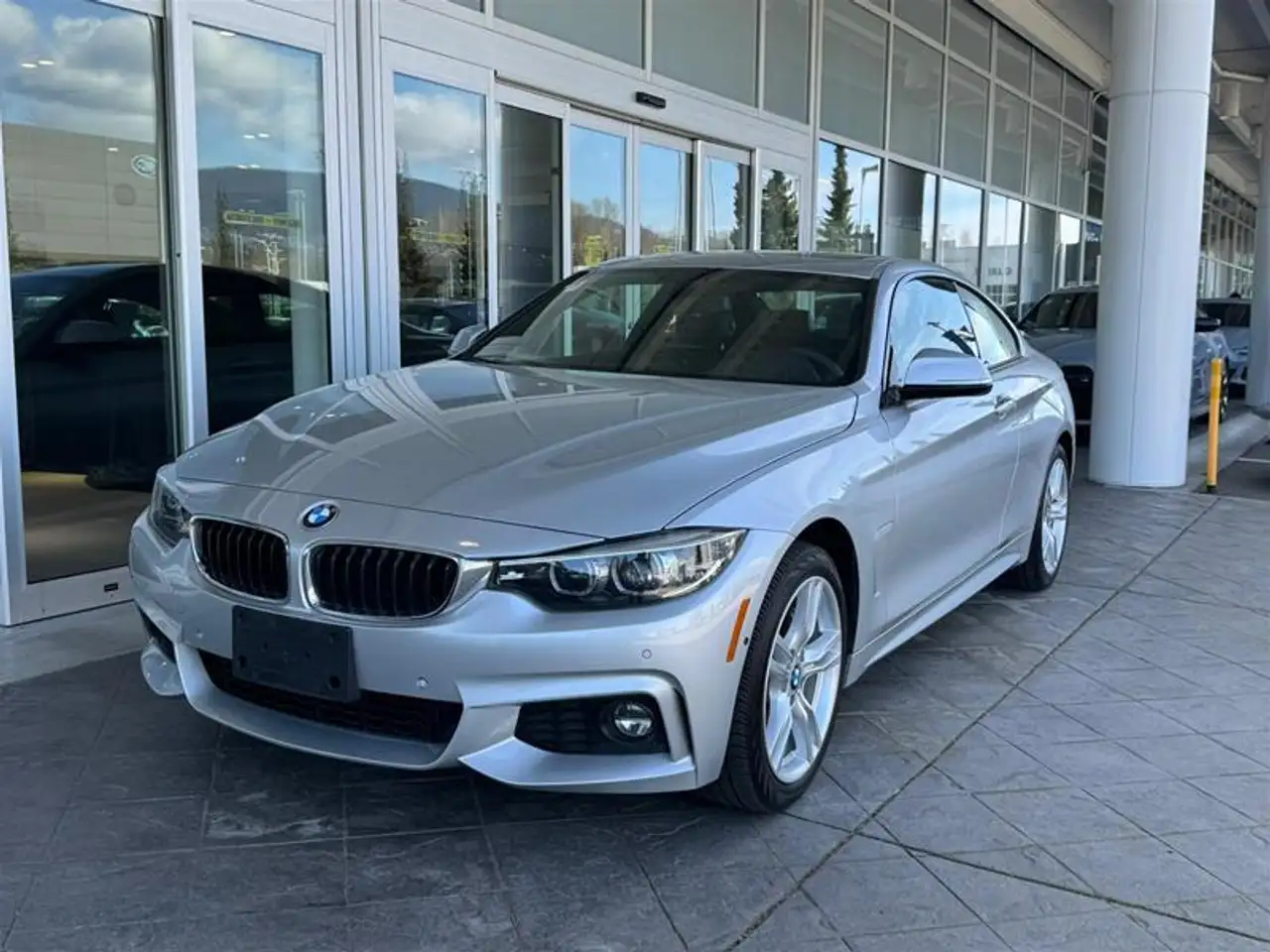 BMW 4 Series photo BMW 4 Series
