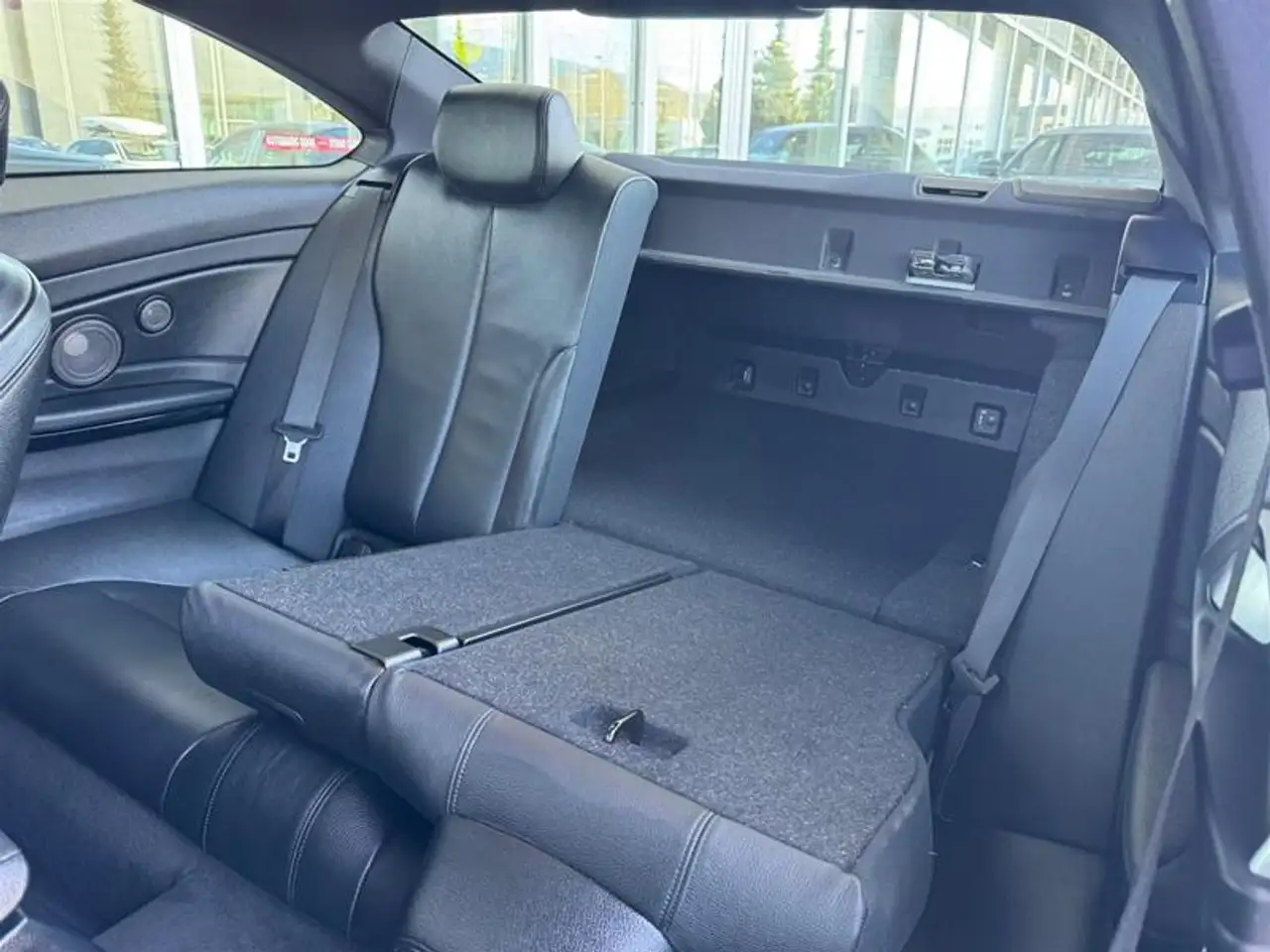 BMW 4 Series photo BMW 4 Series