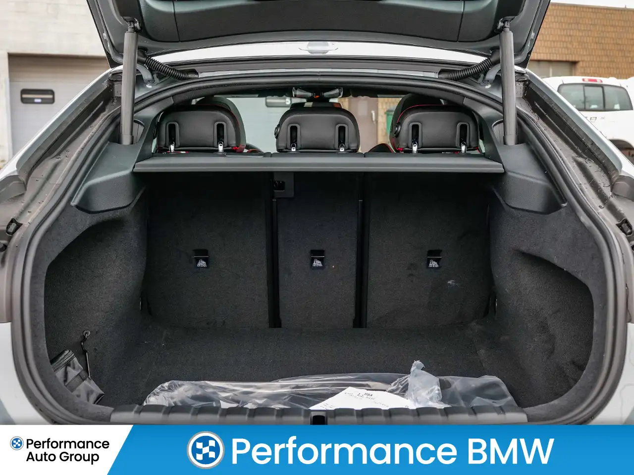 BMW 4 Series снимка BMW 4 Series