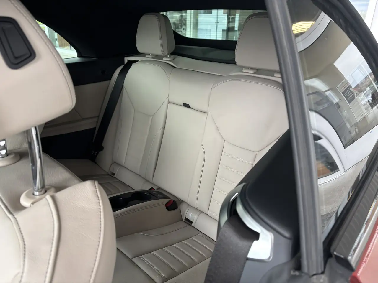 BMW 4 Series снимка BMW 4 Series