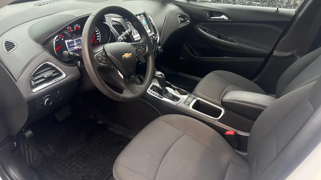 Chevrolet Cruze fotografie Chevrolet Cruze