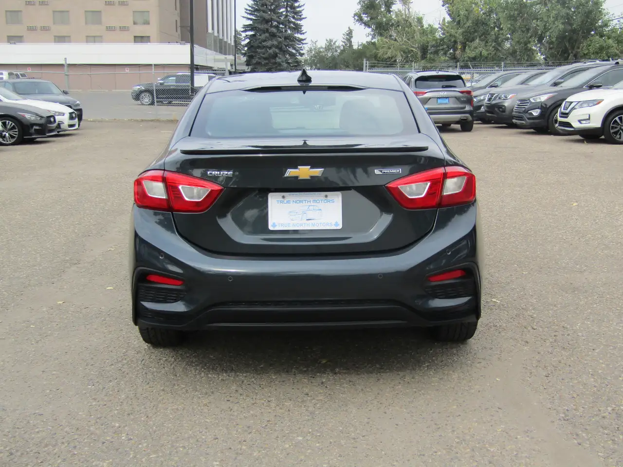 Chevrolet Cruze photo Chevrolet Cruze