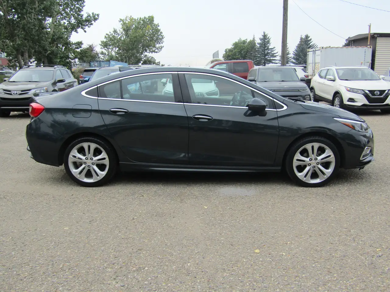 Chevrolet Cruze photo Chevrolet Cruze