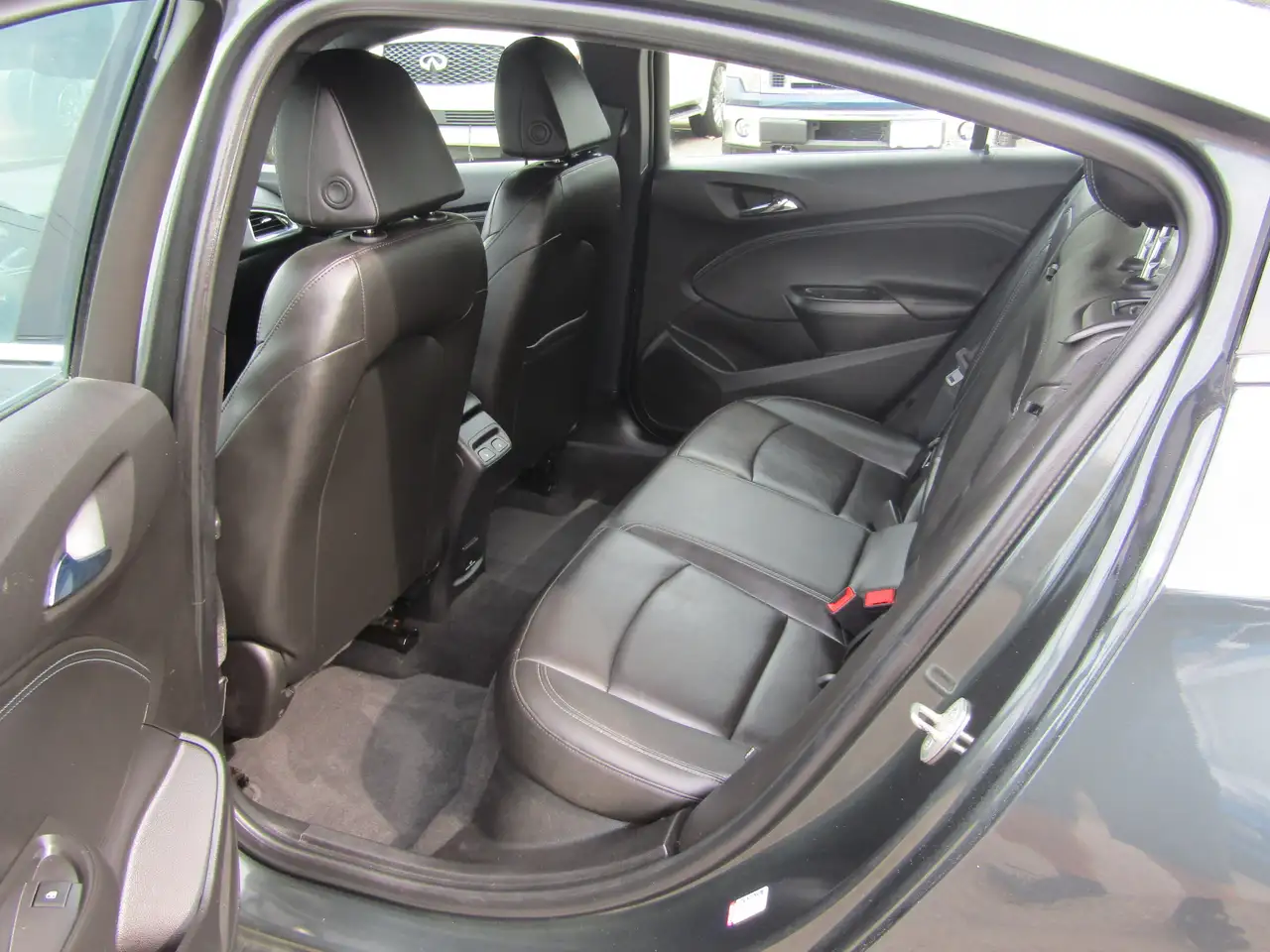 Chevrolet Cruze photo Chevrolet Cruze