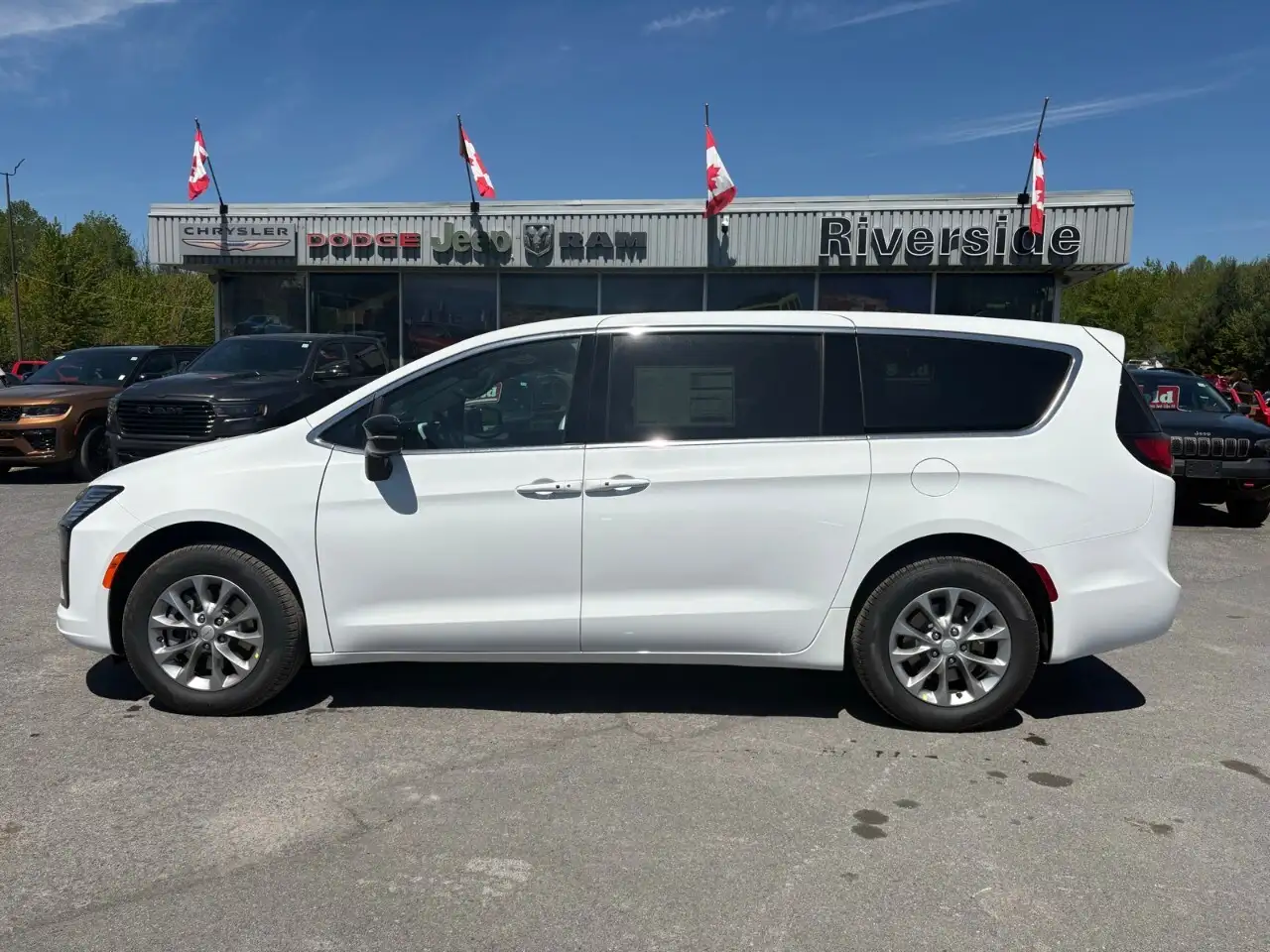 2027 Chrysler Pacifica