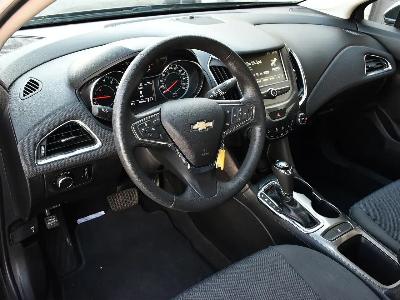 Chevrolet Cruze снимка Chevrolet Cruze