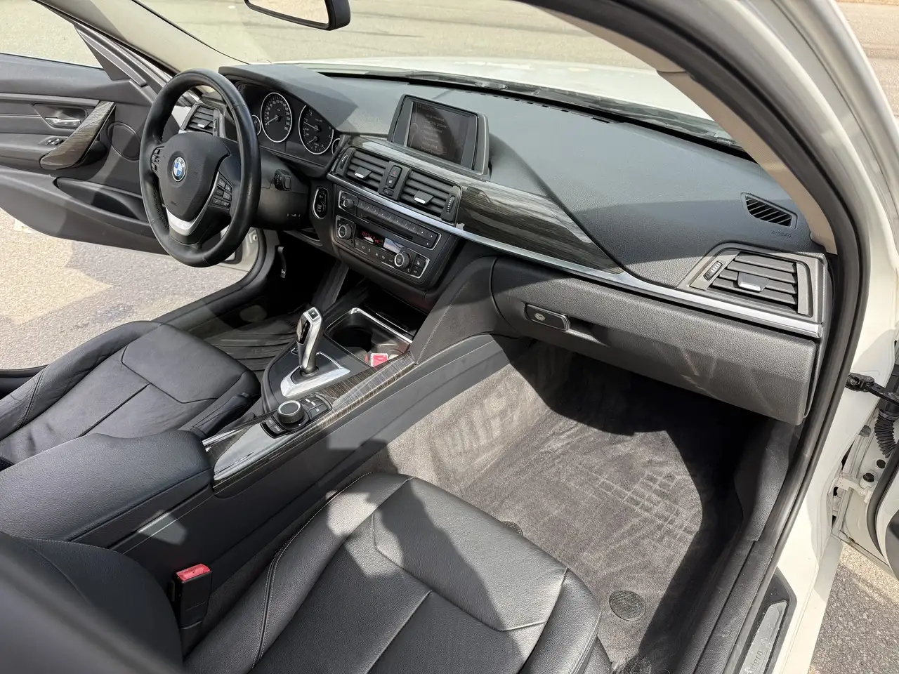 BMW 3 Series fotografie BMW 3 Series