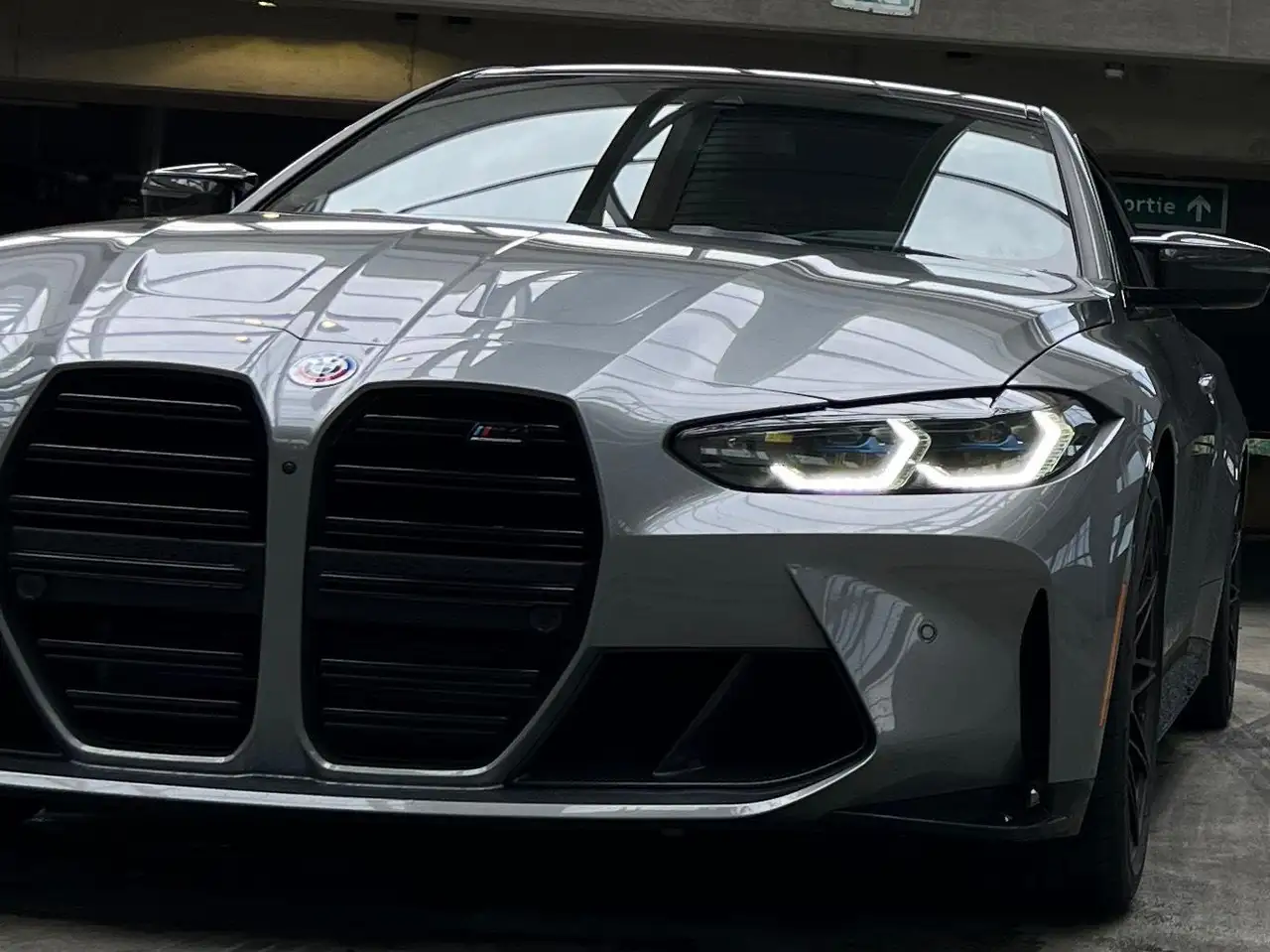 BMW M4 снимка BMW M4