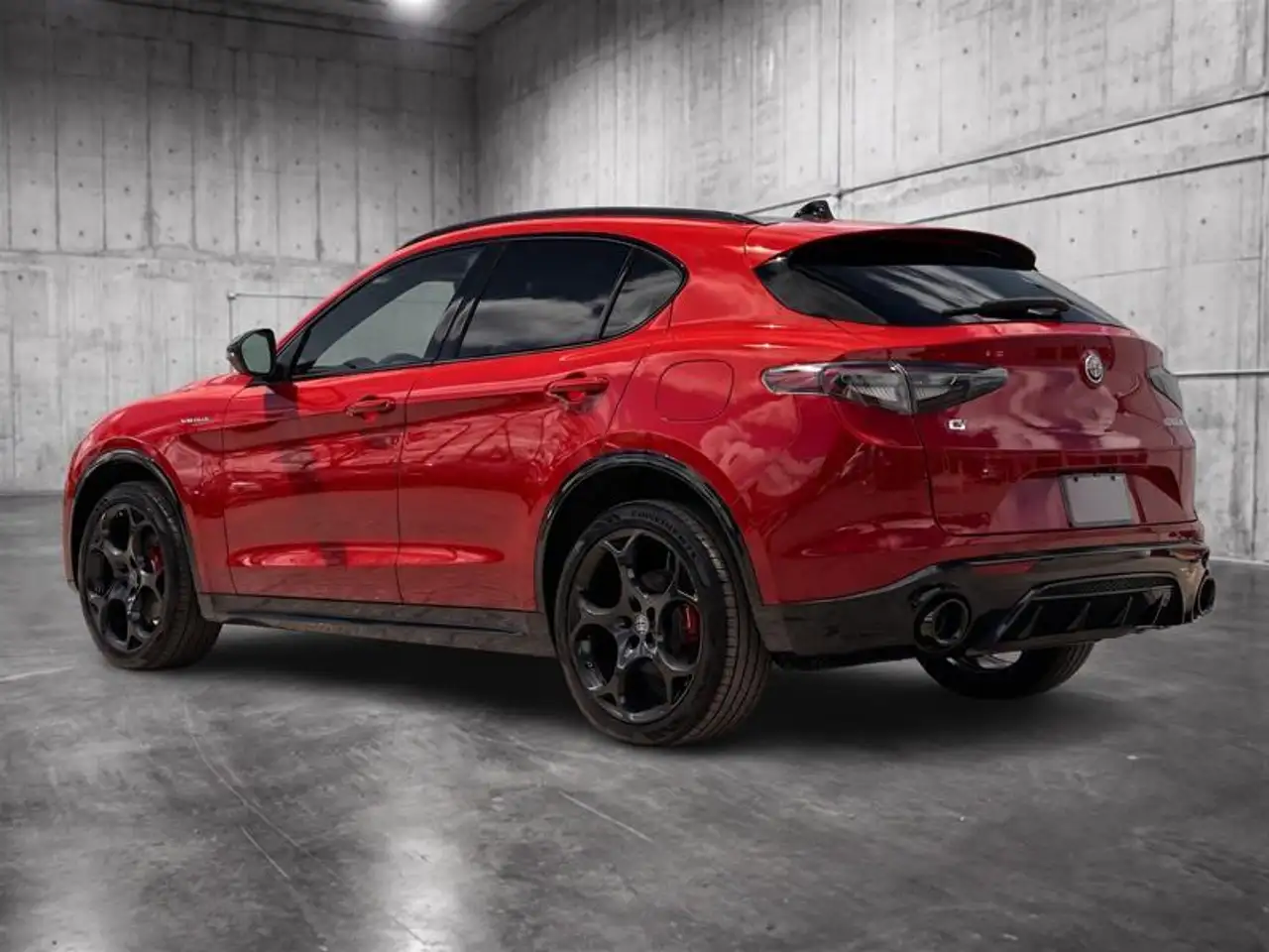 Alfa Romeo Stelvio снимка Alfa Romeo Stelvio
