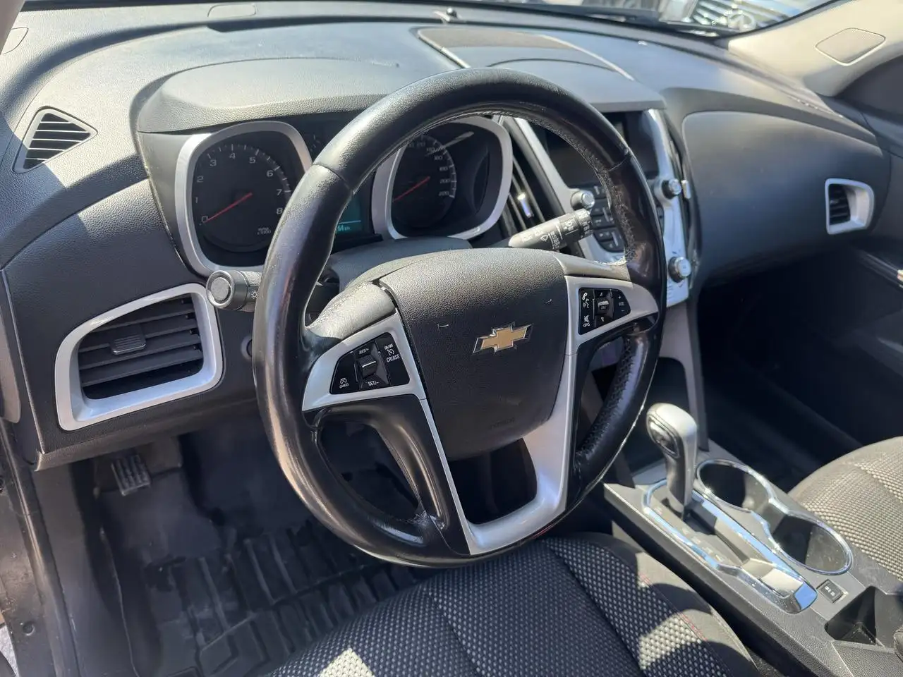 Chevrolet Equinox photo Chevrolet Equinox