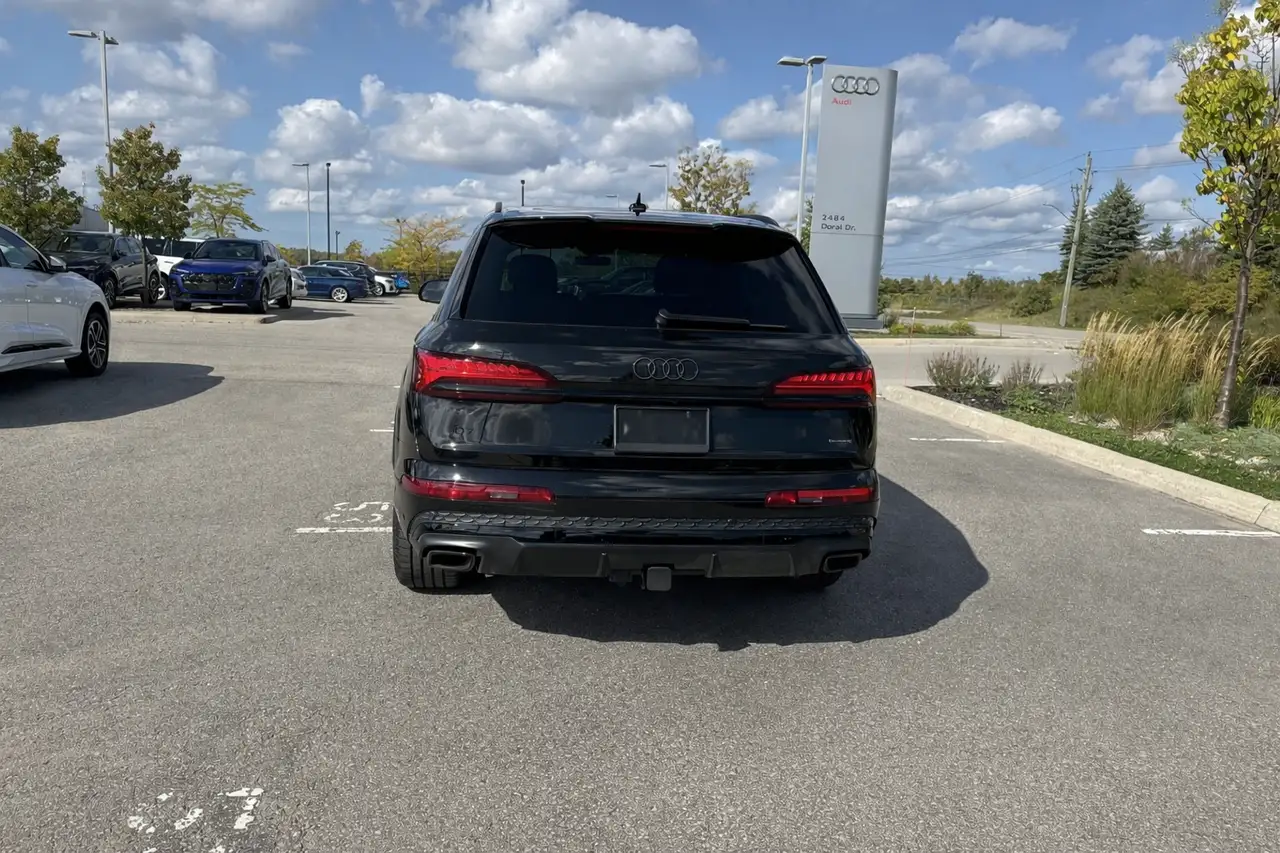 Audi Q7 photo Audi Q7