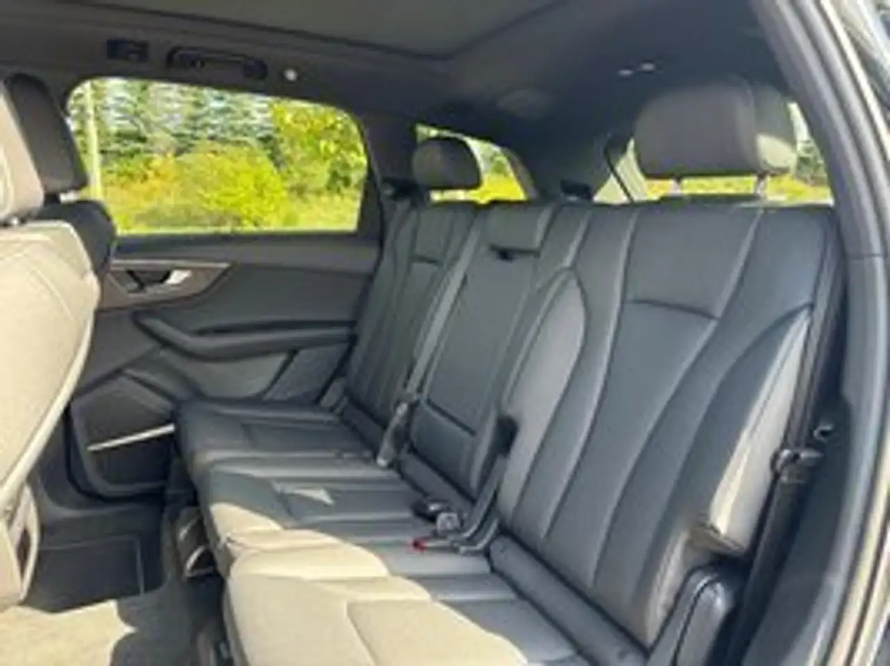 Audi Q7 photo Audi Q7