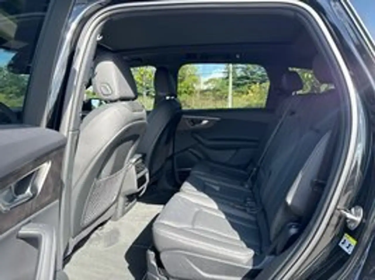 Audi Q7 photo Audi Q7