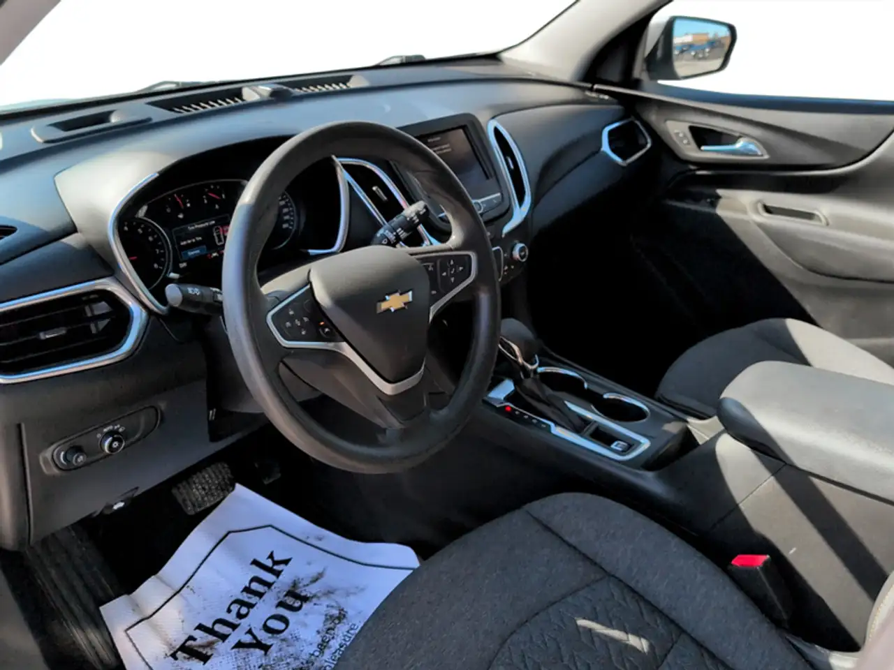 Chevrolet Equinox снимка Chevrolet Equinox
