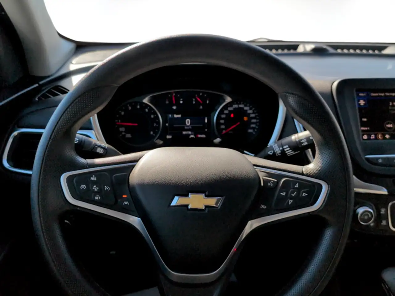 Chevrolet Equinox снимка Chevrolet Equinox
