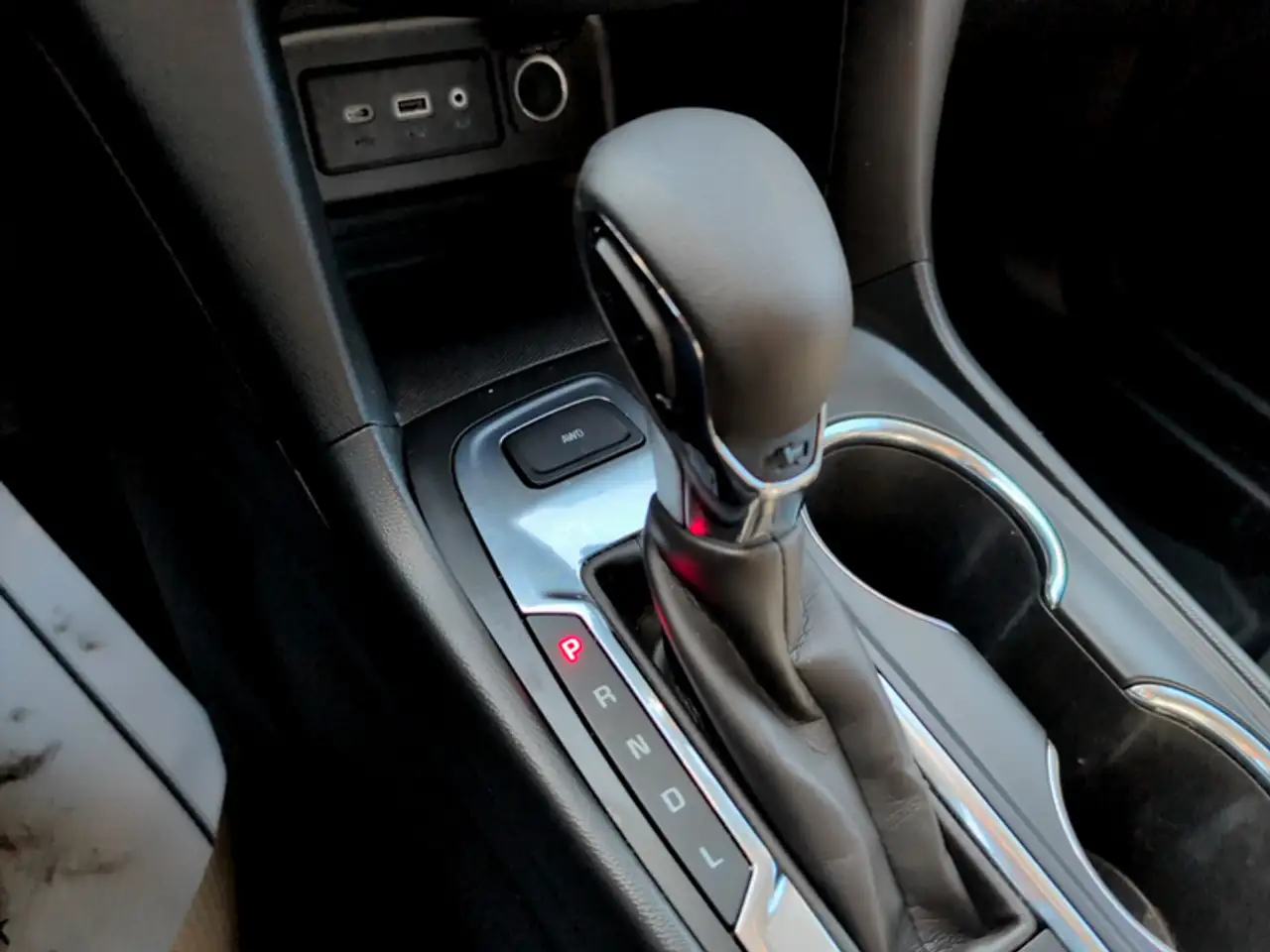 Chevrolet Equinox снимка Chevrolet Equinox