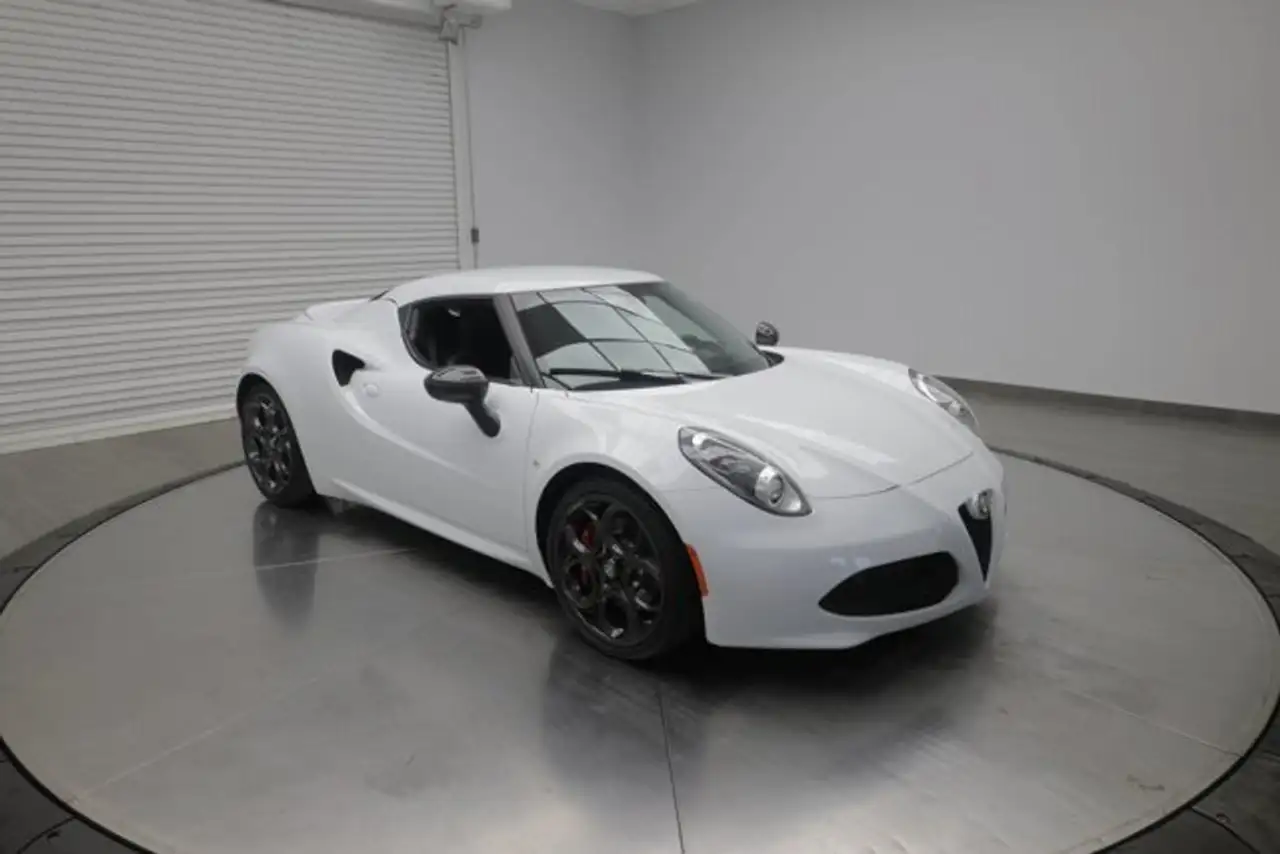 2015 Alfa Romeo 4C
