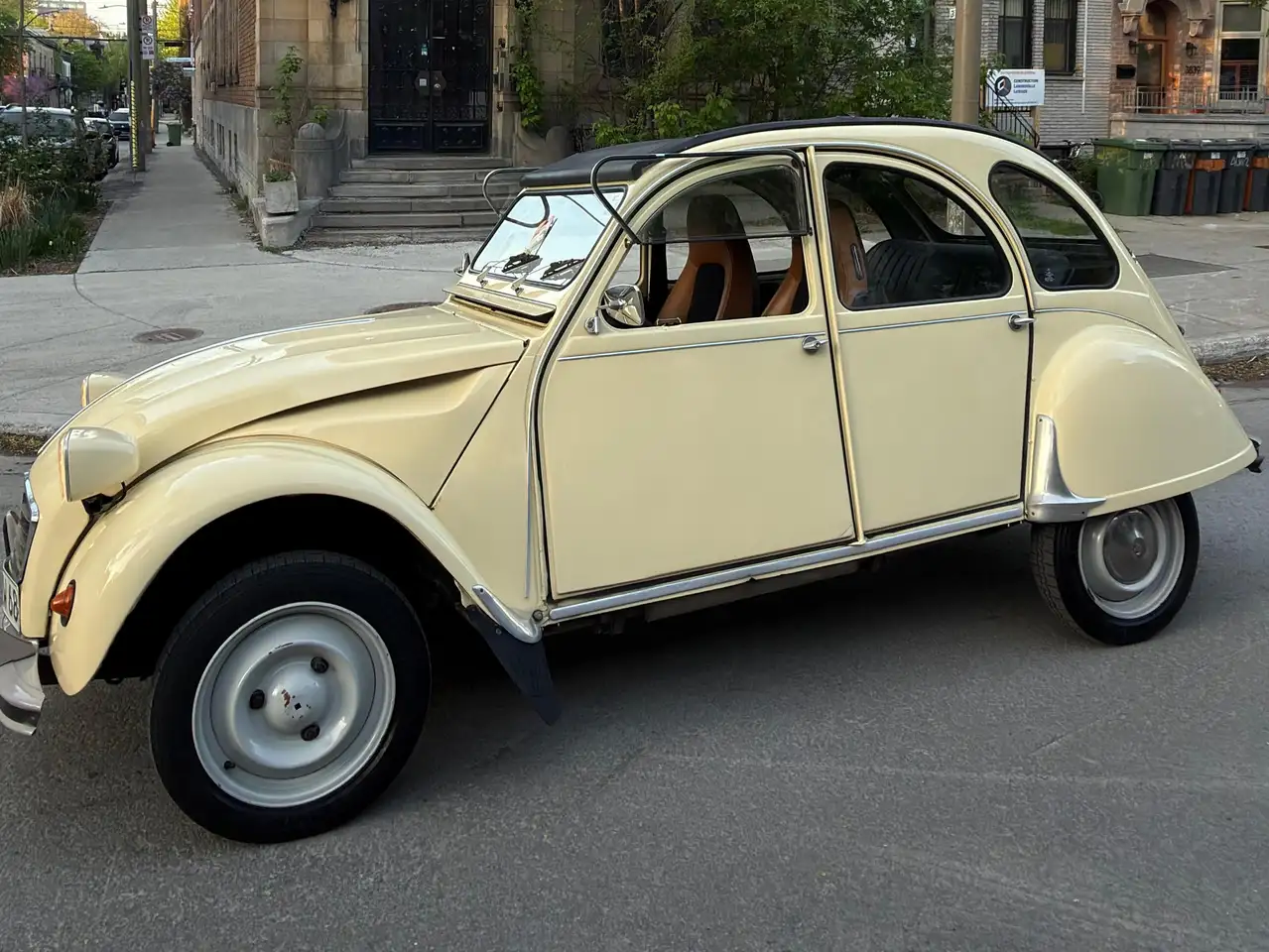 Citroen 2CV снимка Citroen 2CV
