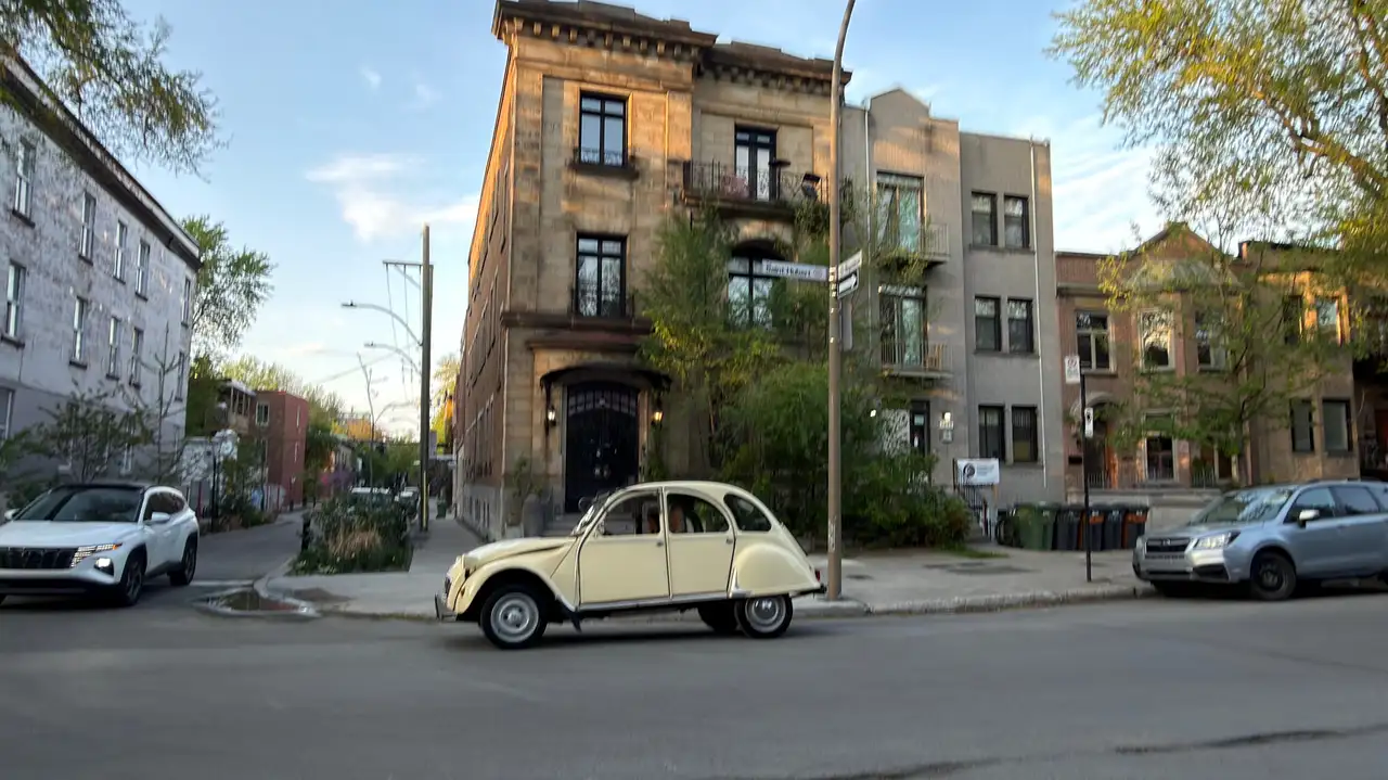 Citroen 2CV снимка Citroen 2CV