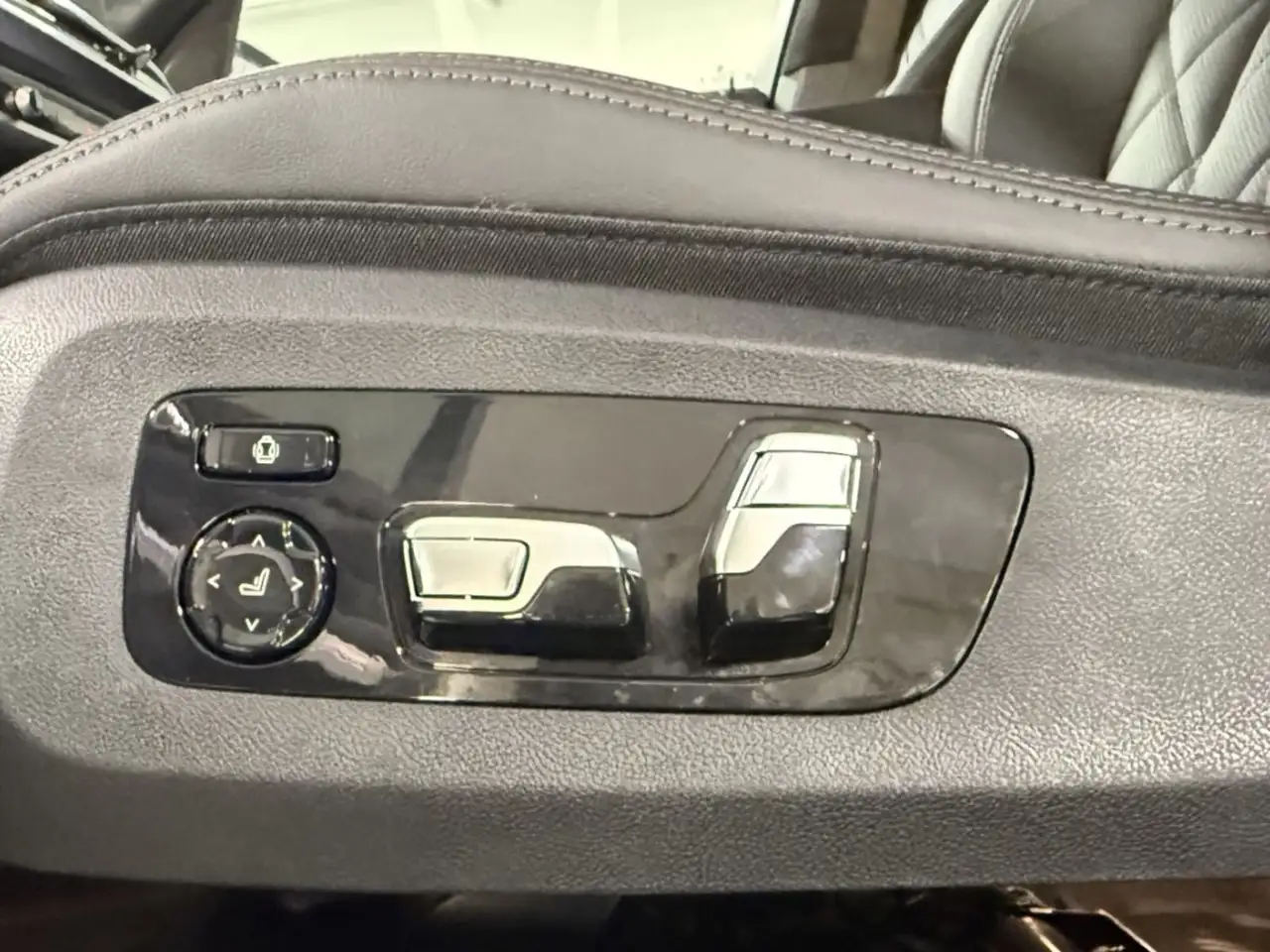 BMW X7 снимка BMW X7