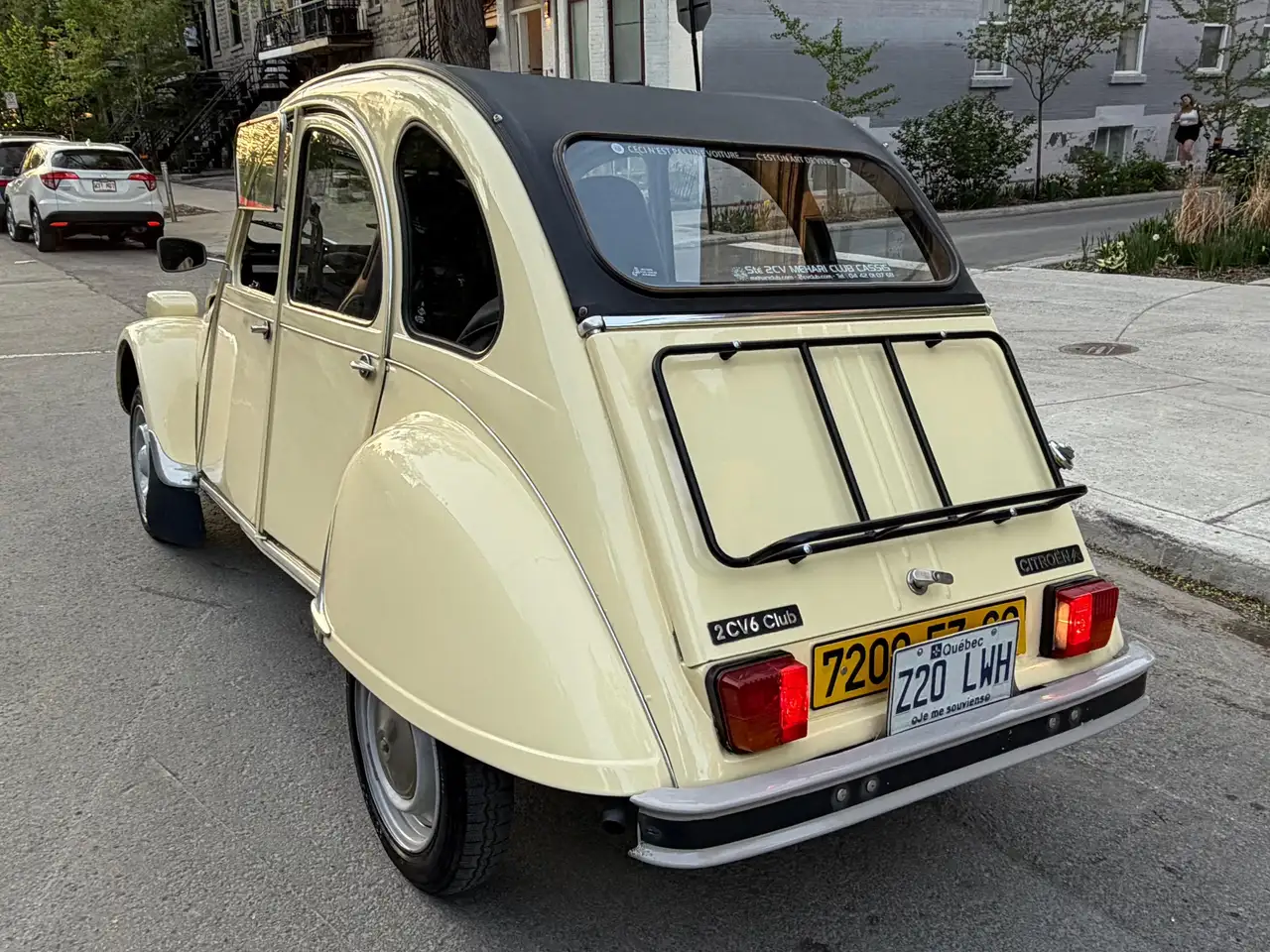 Citroen 2CV снимка Citroen 2CV