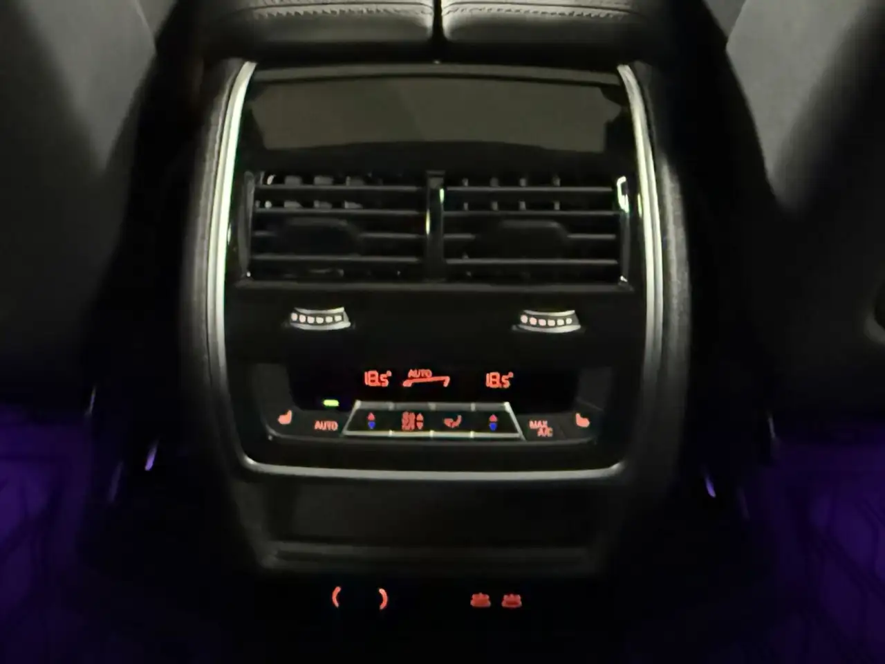 BMW X7 снимка BMW X7