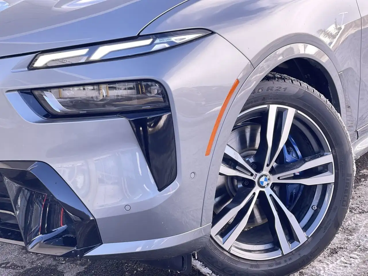 BMW X7 снимка BMW X7