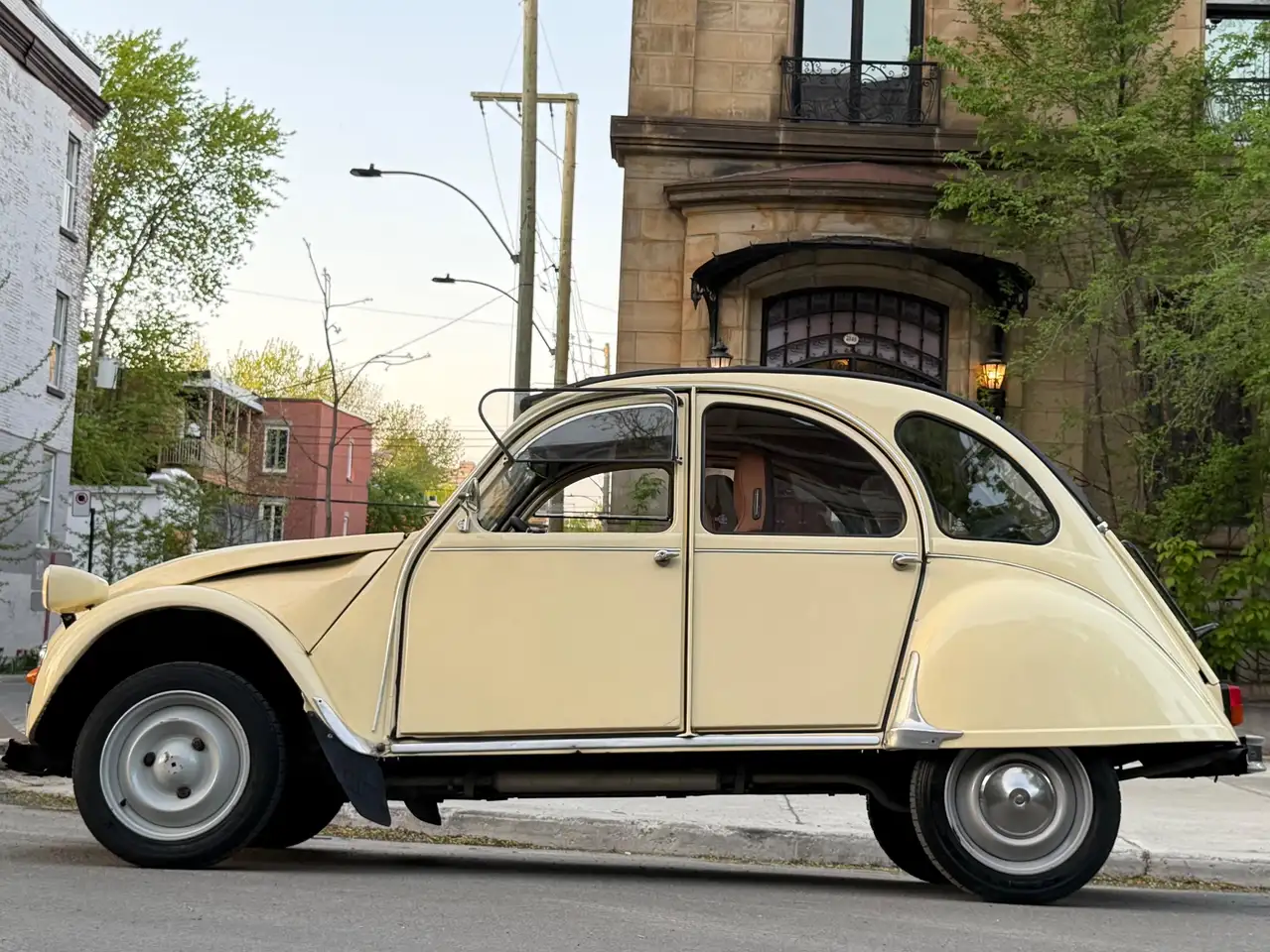 Citroen 2CV снимка Citroen 2CV
