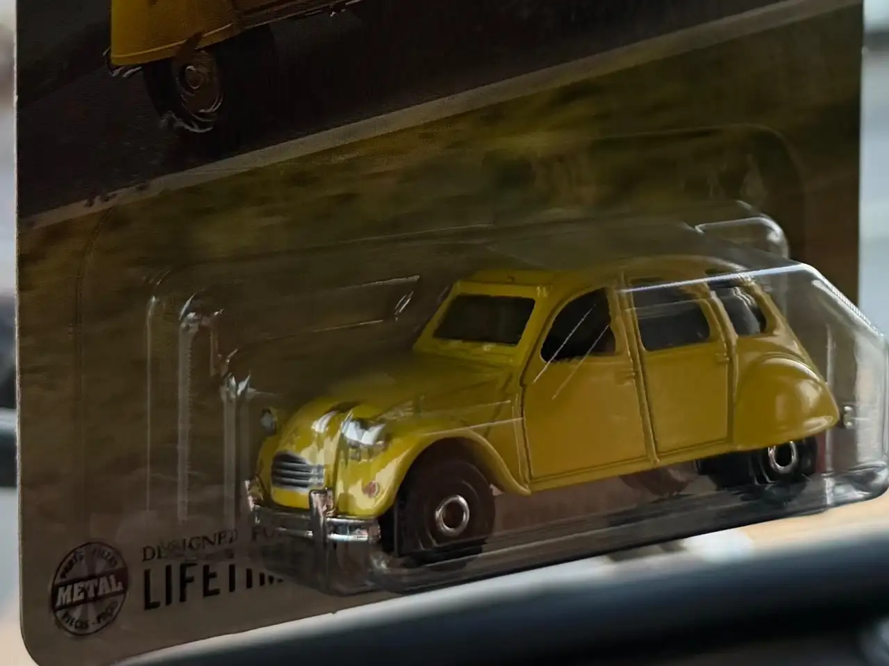 Citroen 2CV снимка Citroen 2CV