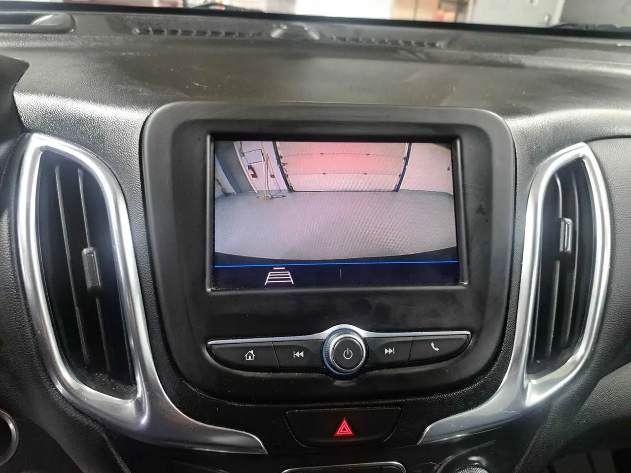 Chevrolet Equinox снимка Chevrolet Equinox