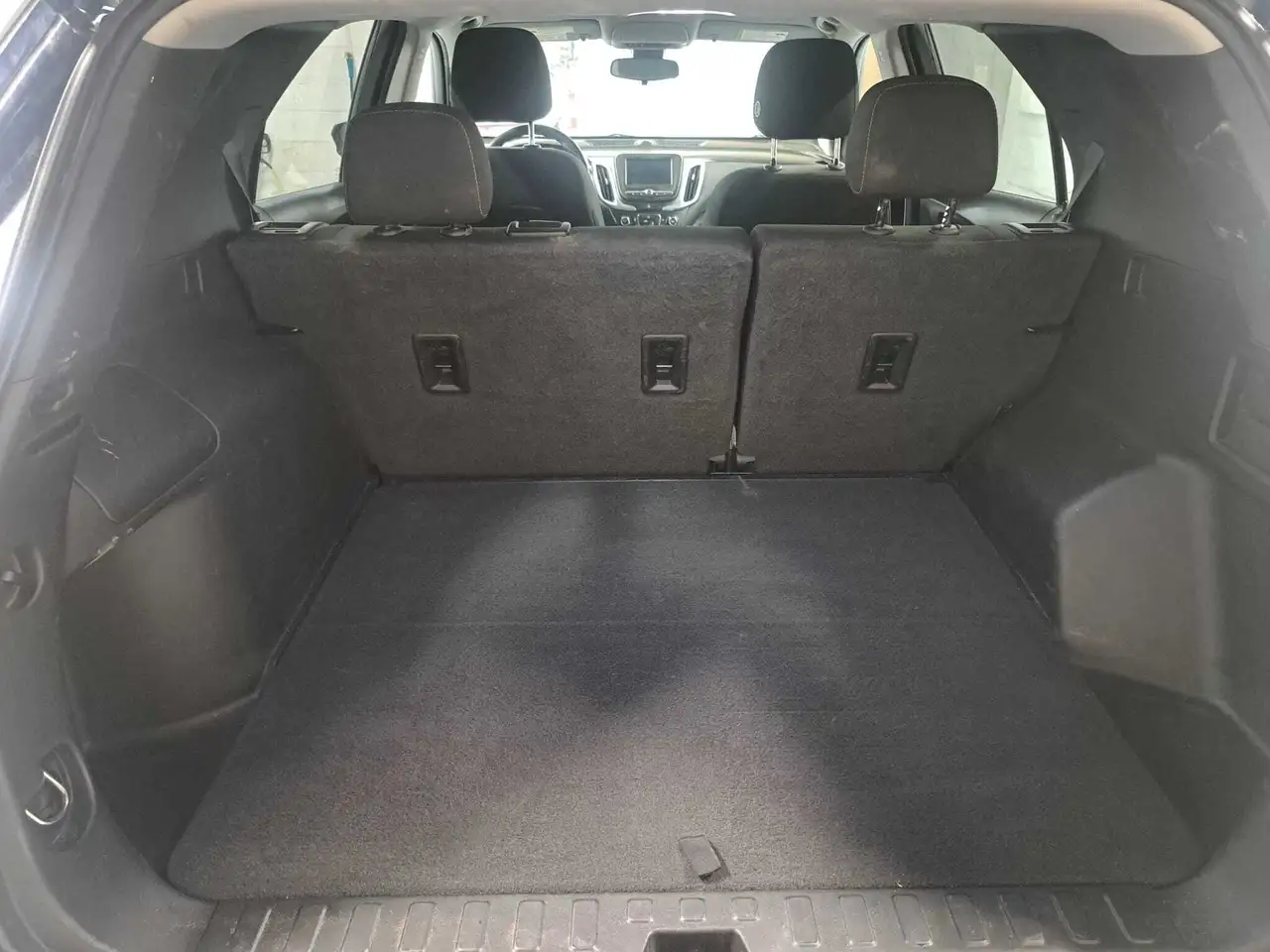 Chevrolet Equinox снимка Chevrolet Equinox