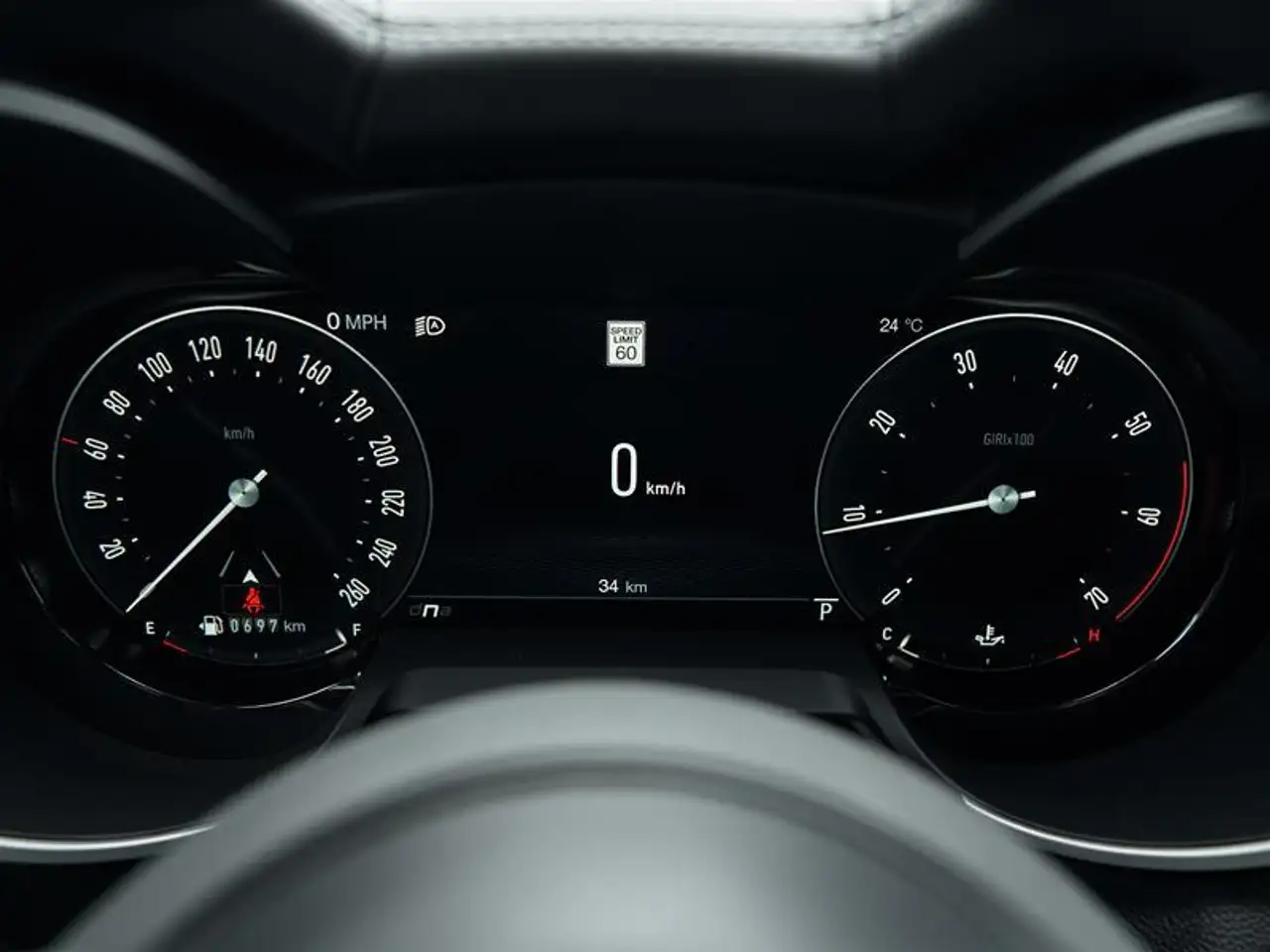 Alfa Romeo Stelvio снимка Alfa Romeo Stelvio