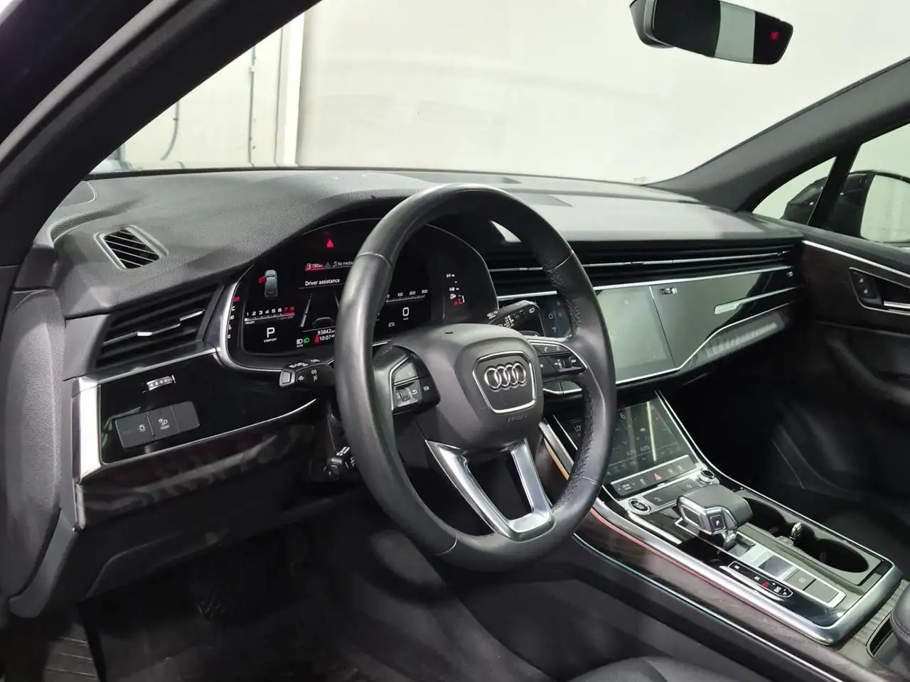 Audi Q7 снимка Audi Q7