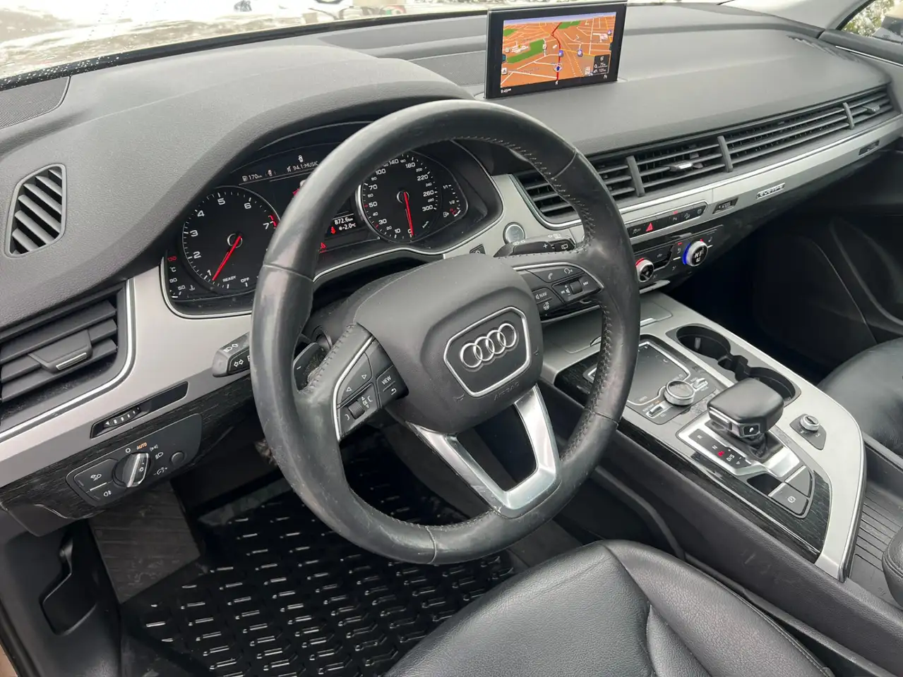 Audi Q7 снимка Audi Q7