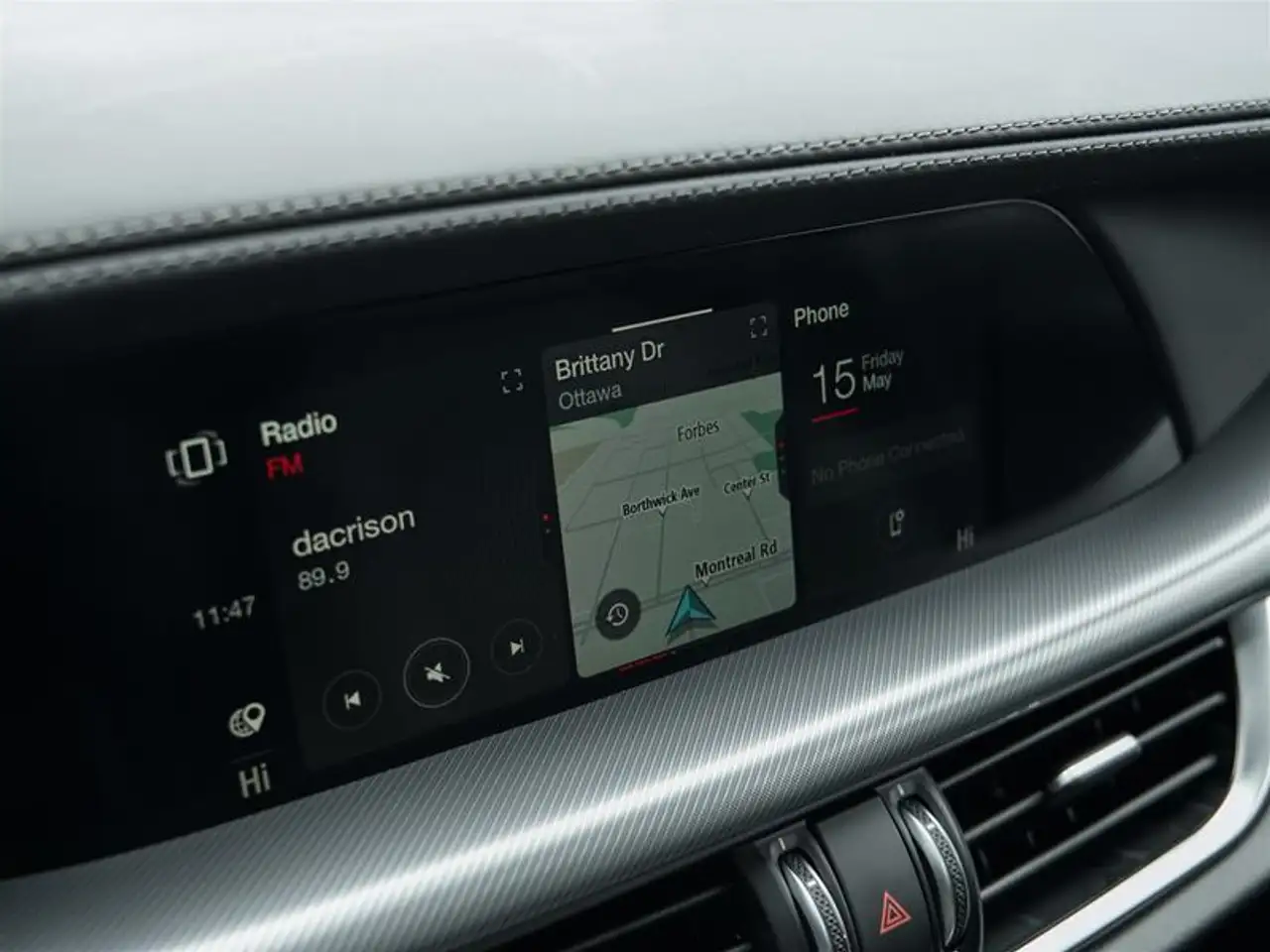 Alfa Romeo Stelvio снимка Alfa Romeo Stelvio