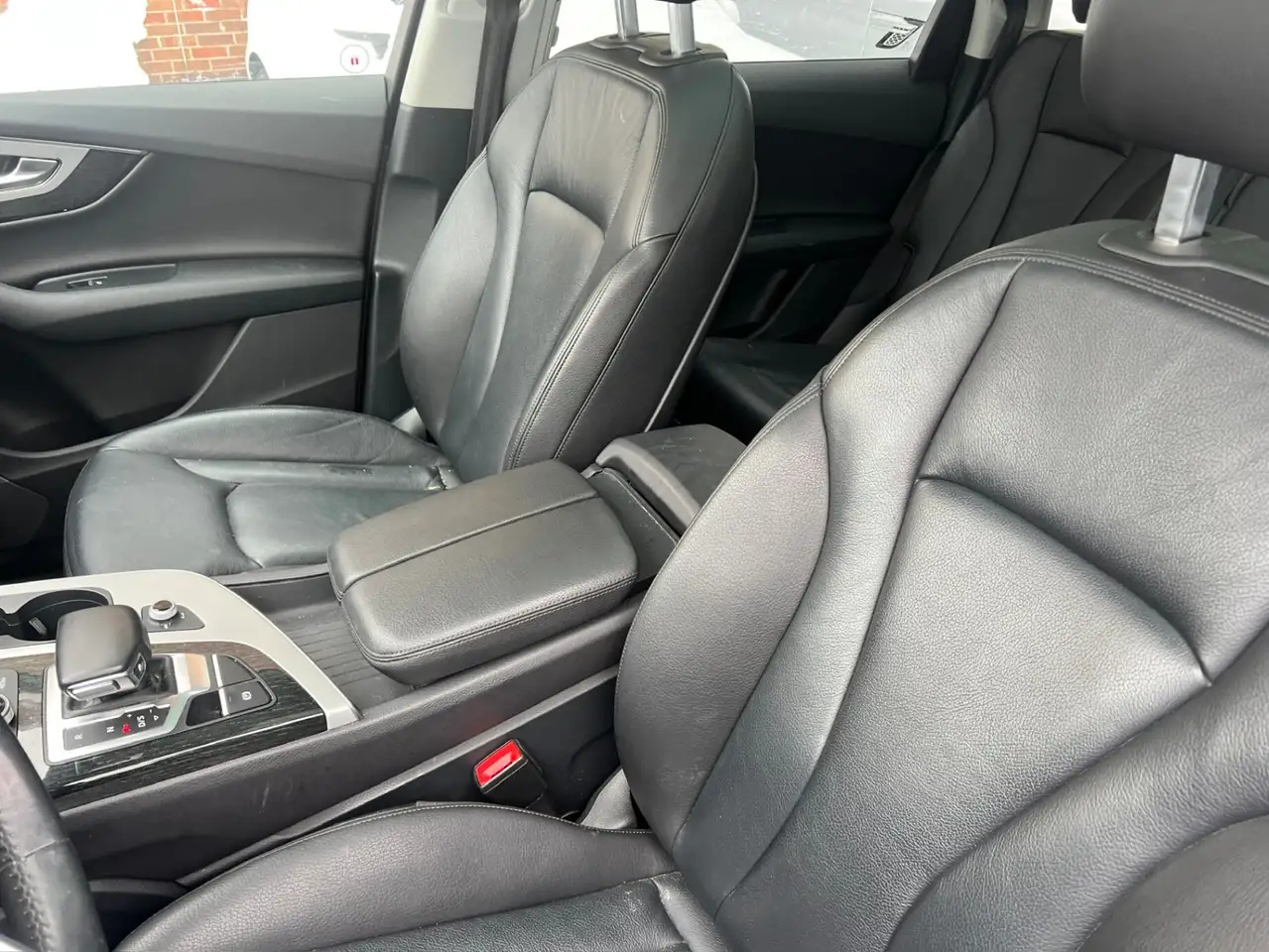 Audi Q7 снимка Audi Q7
