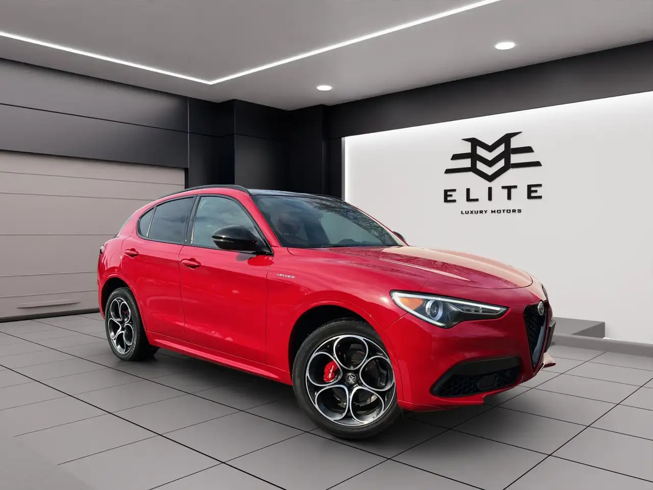 Alfa Romeo Stelvio снимка Alfa Romeo Stelvio