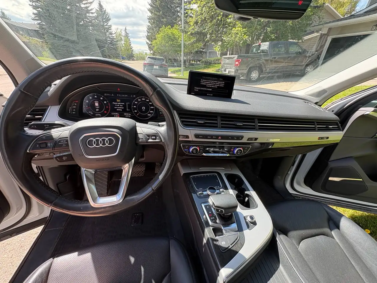 Audi Q7 снимка Audi Q7